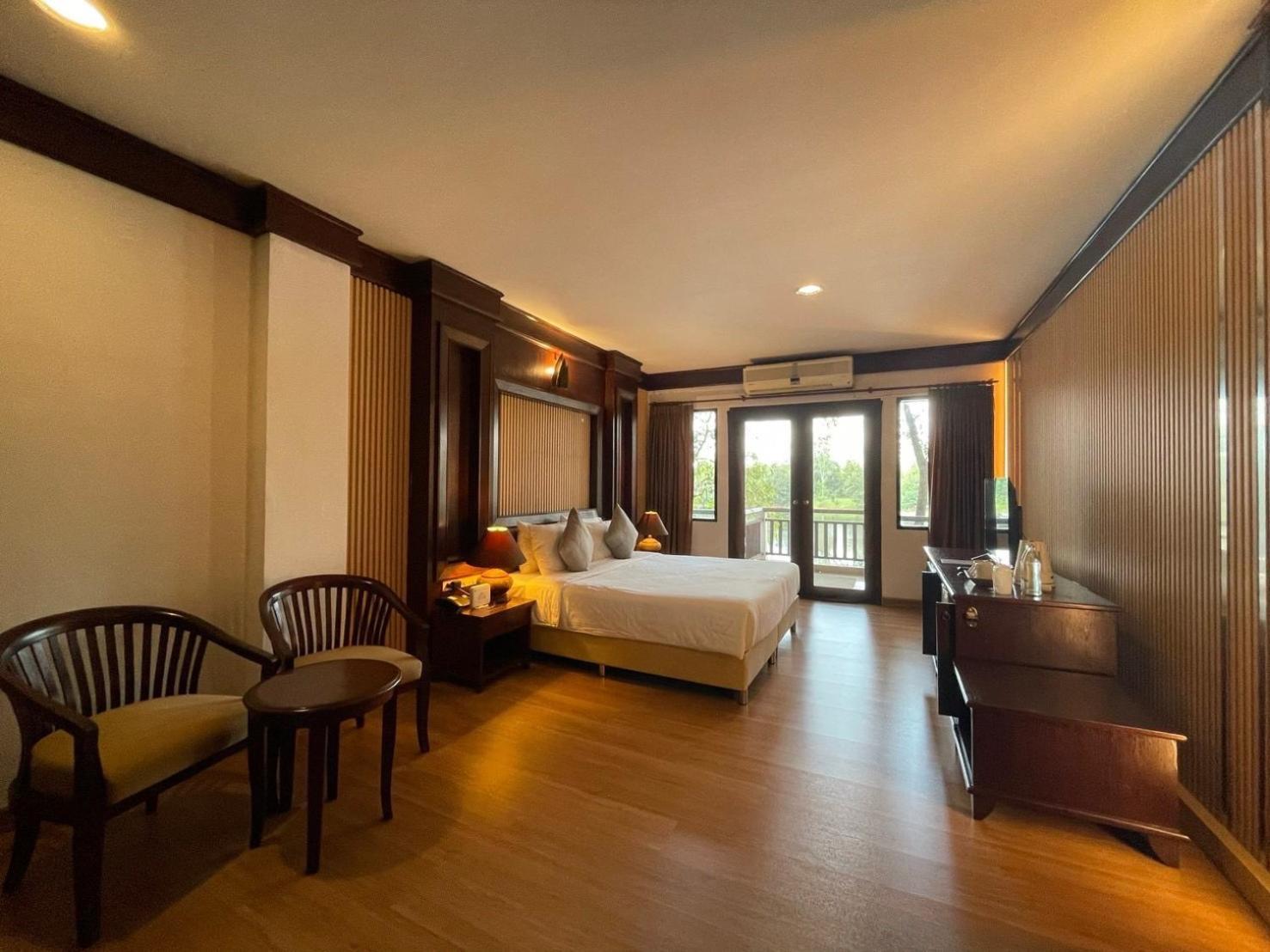 Gassan Legacy Golf Club Hotel Lamphun Buitenkant foto