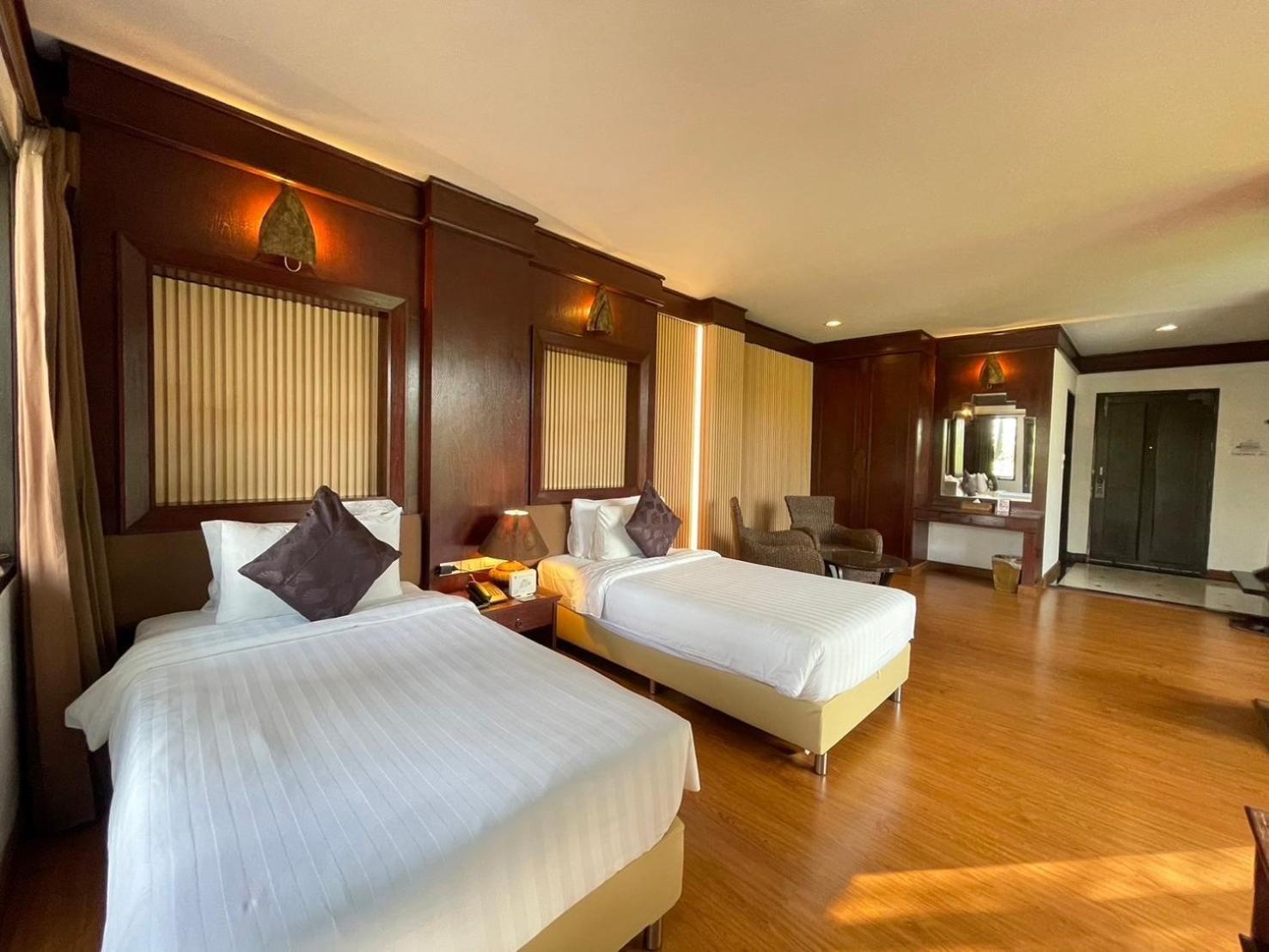 Gassan Legacy Golf Club Hotel Lamphun Buitenkant foto