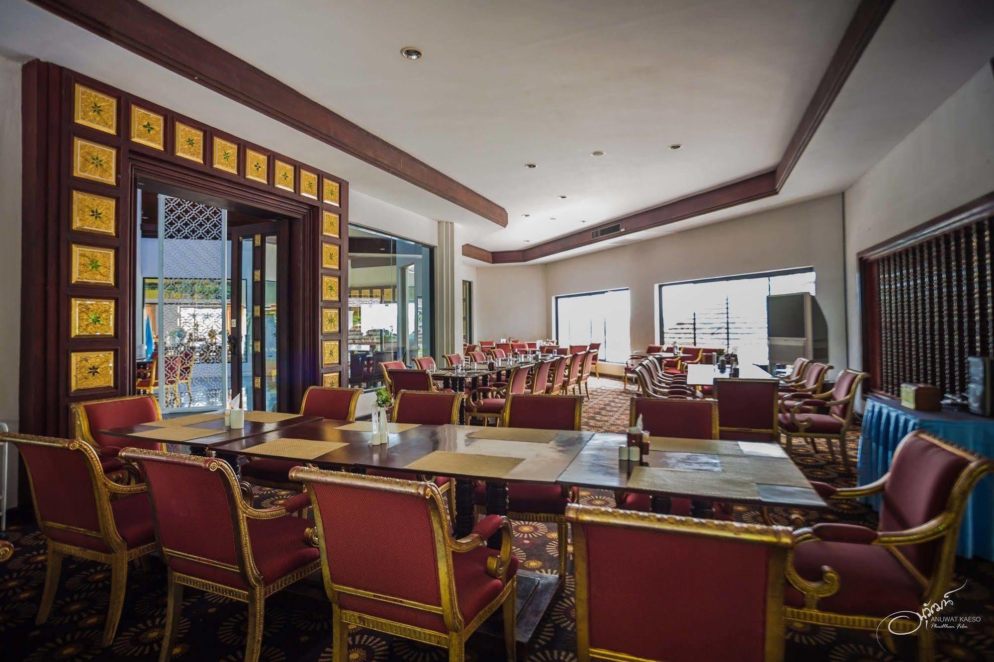 Gassan Legacy Golf Club Hotel Lamphun Buitenkant foto